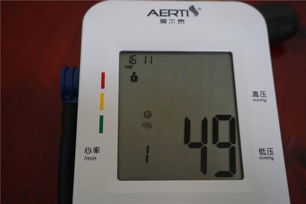 爱健康电子血压计,aicare臂式电子血压计