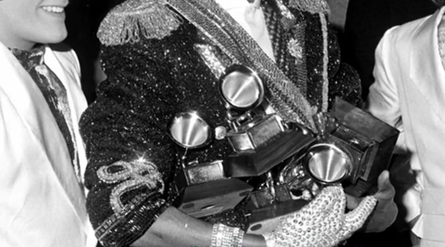 迈克尔杰克逊走在乡间,迈克尔杰克逊太空漫步者影片