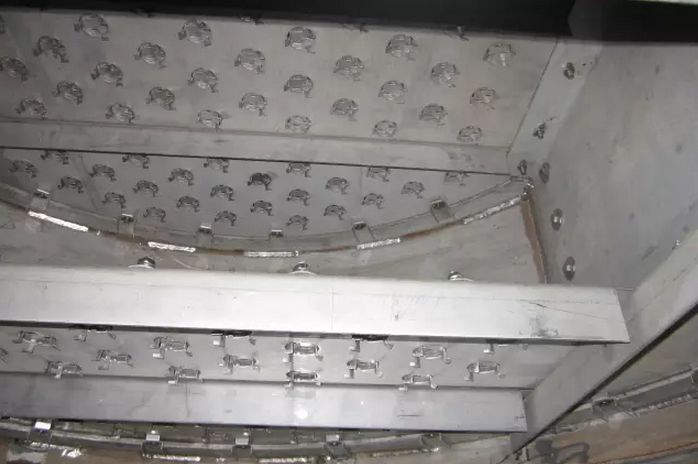 精馏塔底部,精馏塔都有什么