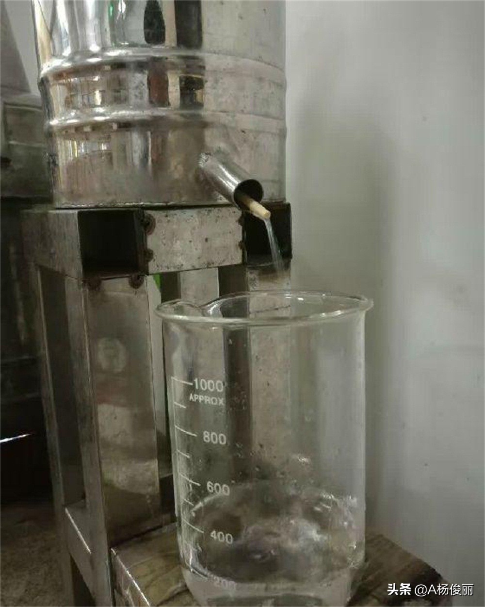 高度白酒烤酒技术全过程,酿酒设备蒸酒怎么控制火