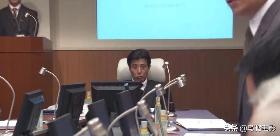 我爸和我灵魂互换后，这羞耻尴尬的生活...