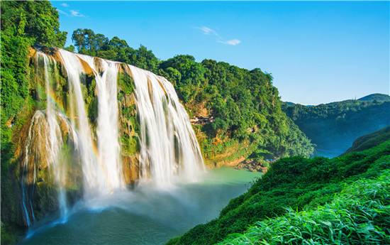 这个夏天总要来看看贵州的瀑布吧,贵州四月能看到黄果树瀑布吗