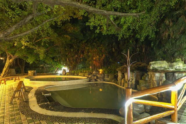 成都周边泡温泉最佳的地方,成都周边泡温泉推荐排行榜第一名