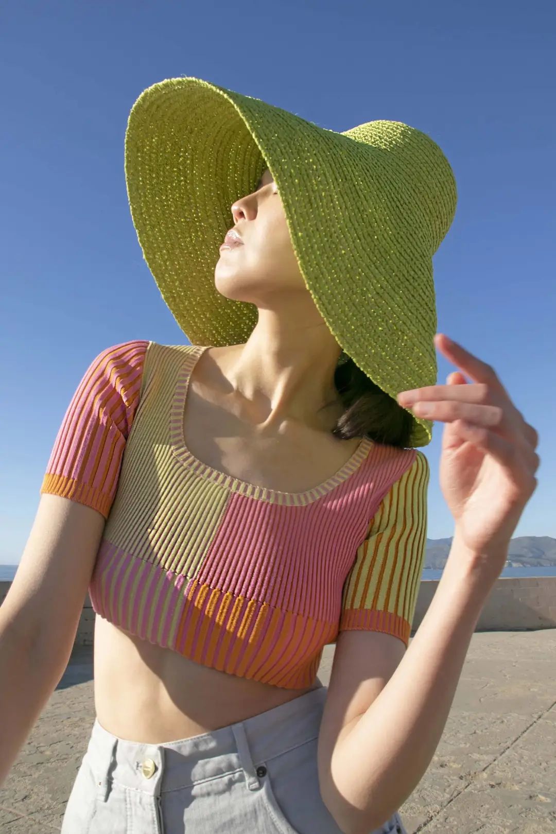 夏日必备的t恤单品,夏天必备新款t恤