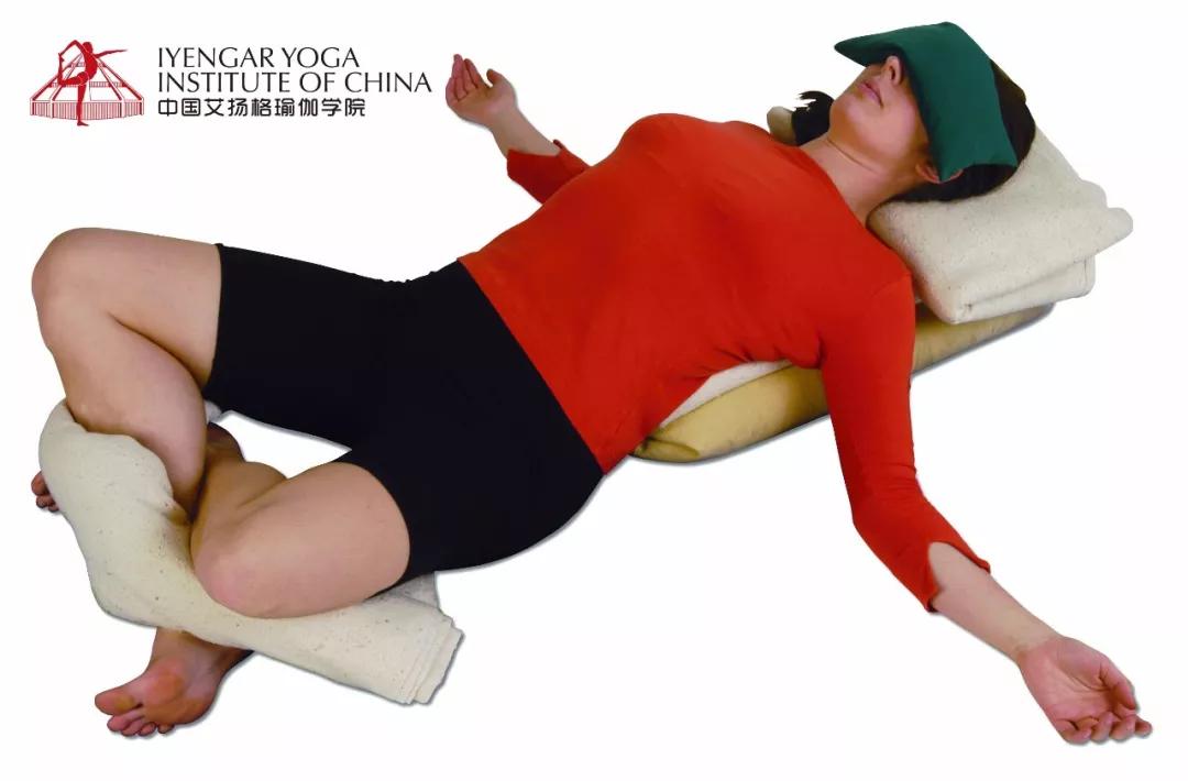 烦到抑郁,口碑好的产后塑形瑜伽体式