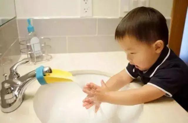 9岁孩子不会擦屁股正常吗？体面”地教孩子擦屁股很重要