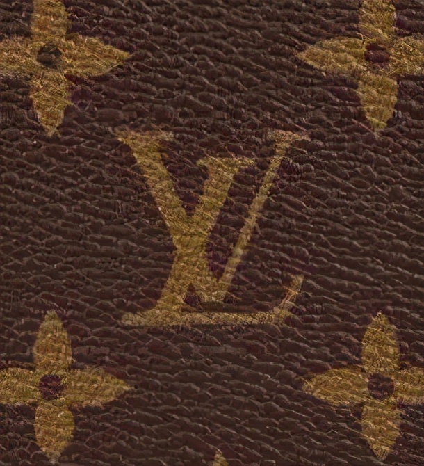 男子花100买地摊货,男子花100多元买包怀疑是假lv