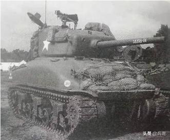 最艰难的开枪：战友被汽油弹点燃，大喊“把我干掉，痛快点”