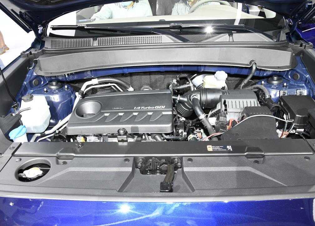 现代ix35值不值得购买,现代ix35从二十多万降价到十多万