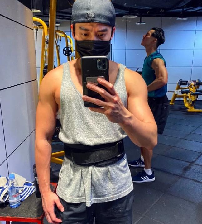 有种“整容”叫离婚半年后，赖弘国还是原样，阿娇却判若两人