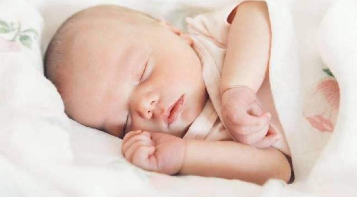 宝宝溢奶的原因及解决办法,宝宝溢奶怎么预防和处理