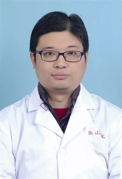 向广大患者致以新春的问候,向全国广大医务者恭喜医师节