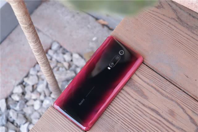 oppo建议买哪一款2019年 (oppo手机建议买哪款2020下半年)