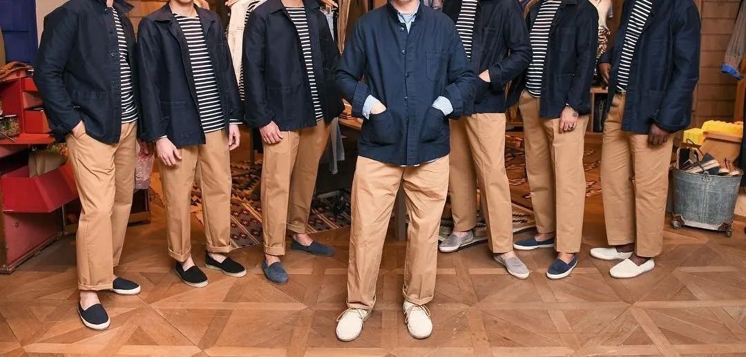 卡其色工装裤怎样穿,卡其裤怎么样