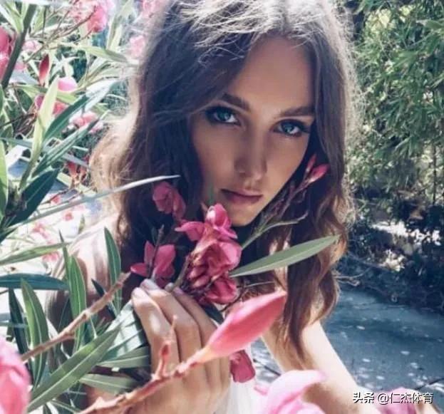 盘点一下足坛球星十大最美的老婆,精准评选国际足坛十大美娇妻