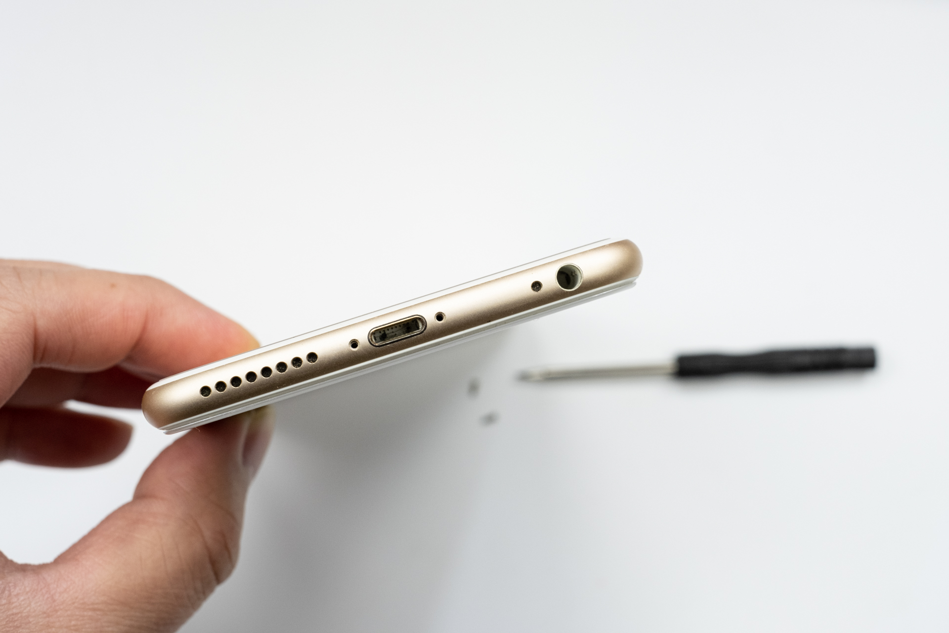 如何能让iphone6plus电池真正的修复,iphone6s更换电池后续航