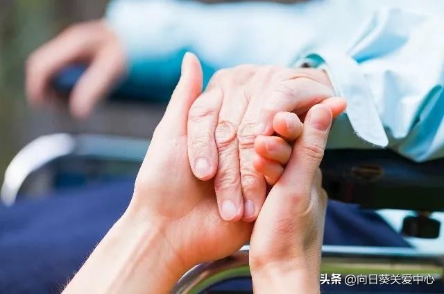择思达斯治疗帕金森效果怎样,帕金森病用达复灵好还是多巴丝好