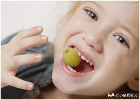 宝宝的牙齿为什么越来越透明,宝宝的牙齿长得稀