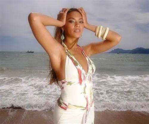 三个动作快速告别下半身肥胖,五种肥胖类型找对方法瘦更快